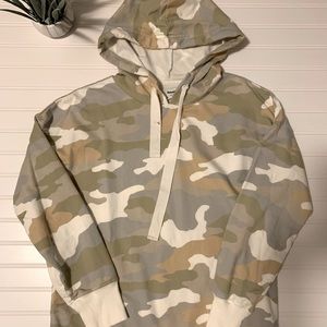 Women’s hoodie